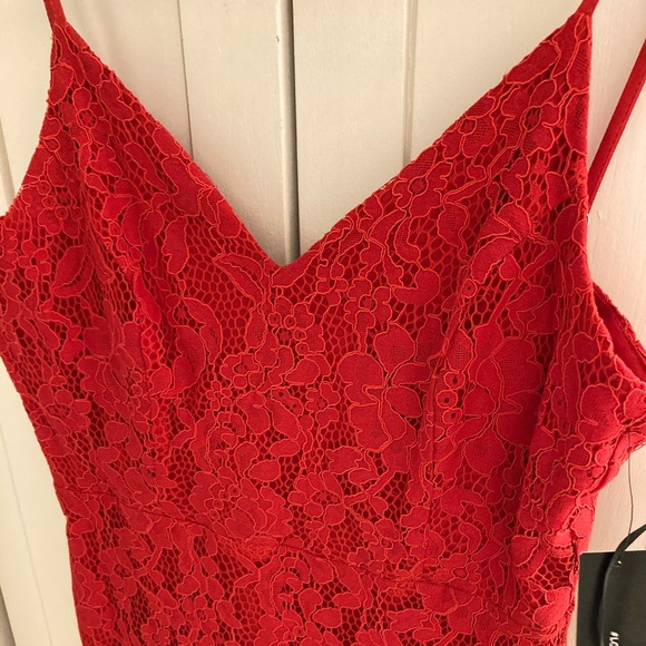 Lulu’s red dress - Picture 3 of 3